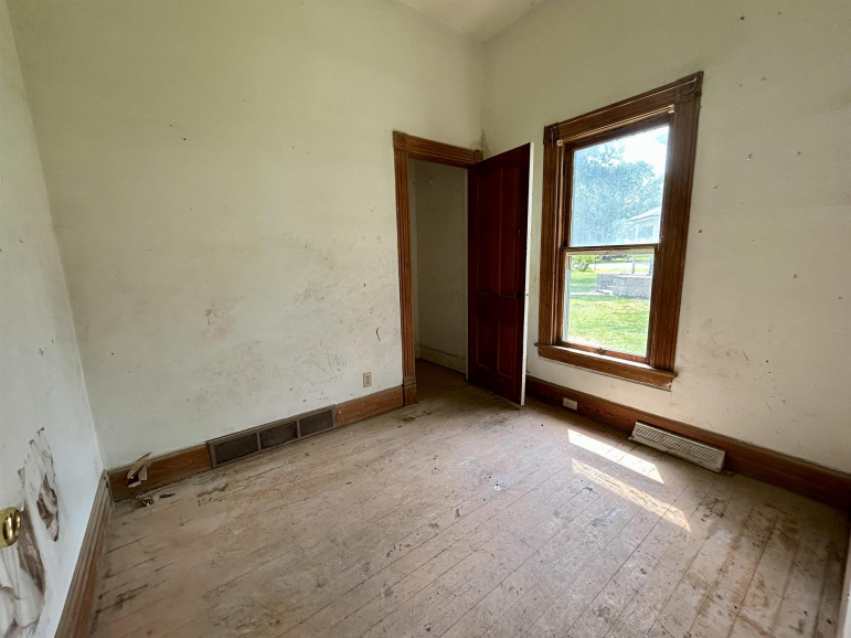 215 Frances Street Bladen, Nebraska 68928, 3 Bedrooms Bedrooms, ,1 BathroomBathrooms,Residential,For Sale,215 Frances Street,20250917
