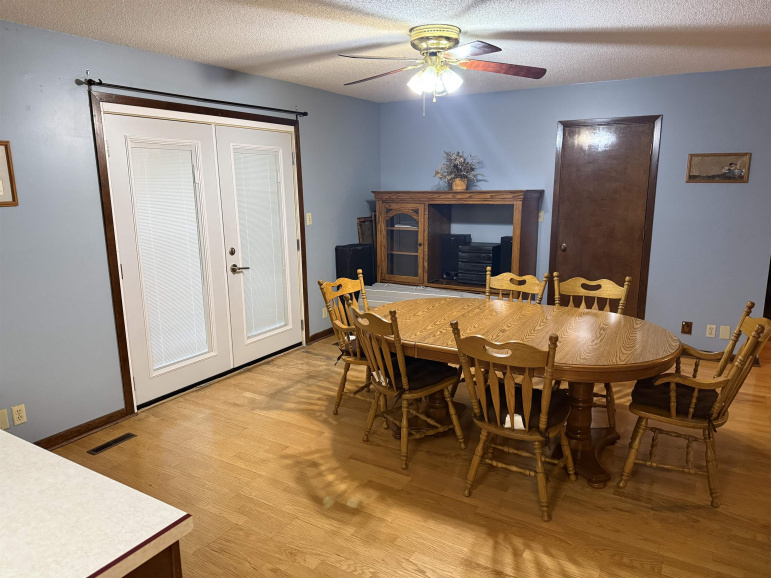 31920 B Road Inland, Nebraska 68954, 3 Bedrooms Bedrooms, ,3 BathroomsBathrooms,Residential,For Sale,31920 B Road,20250931