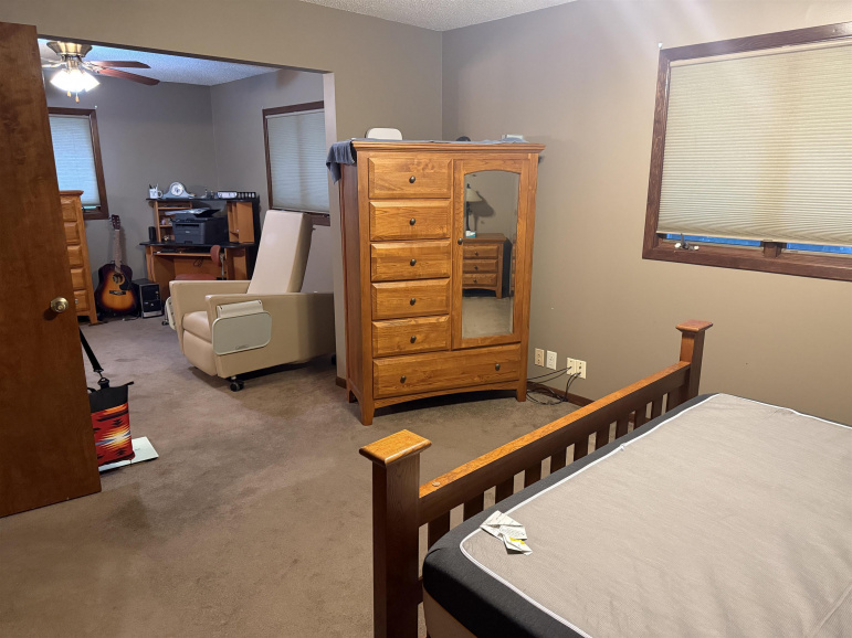 31920 B Road Inland, Nebraska 68954, 3 Bedrooms Bedrooms, ,3 BathroomsBathrooms,Residential,For Sale,31920 B Road,20250931