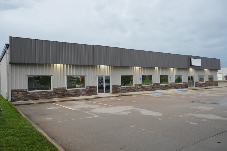 303 Heartland Drive Lexington, Nebraska 68850, ,Commercial/industrial,For Sale,303 Heartland Drive,20250935