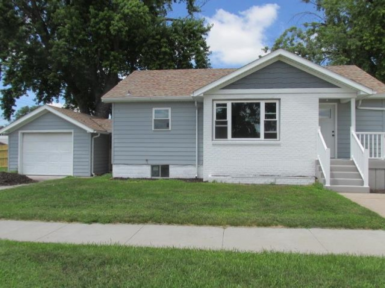 924 D Avenue Gothenburg, Nebraska 69138, 3 Bedrooms Bedrooms, ,2 BathroomsBathrooms,Residential,For Sale,924 D Avenue,20250938