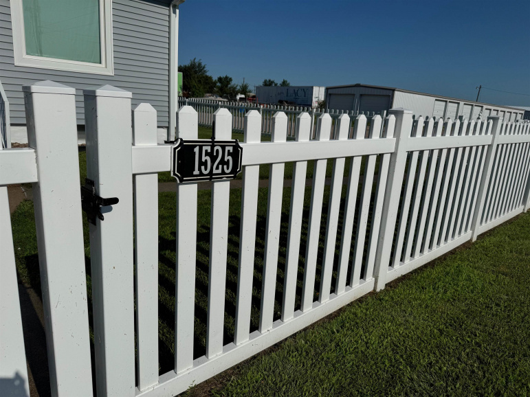 1525 E 22nd Street Kearney, Nebraska 68847, 2 Bedrooms Bedrooms, ,1 BathroomBathrooms,Residential,For Sale,1525 E 22nd Street,20250949