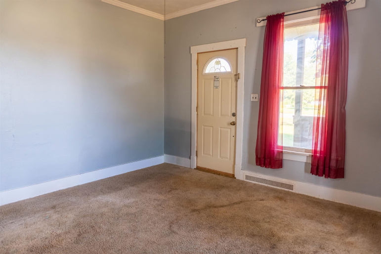2710 N Saint Paul Road Grand Island, Nebraska 68801, 2 Bedrooms Bedrooms, ,1 BathroomBathrooms,Residential,For Sale,2710 N Saint Paul Road,20250966
