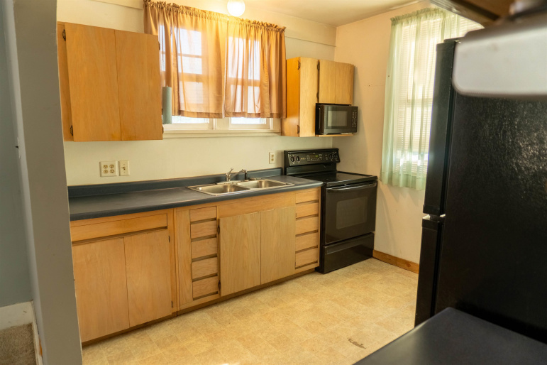 2710 N Saint Paul Road Grand Island, Nebraska 68801, 2 Bedrooms Bedrooms, ,1 BathroomBathrooms,Residential,For Sale,2710 N Saint Paul Road,20250966
