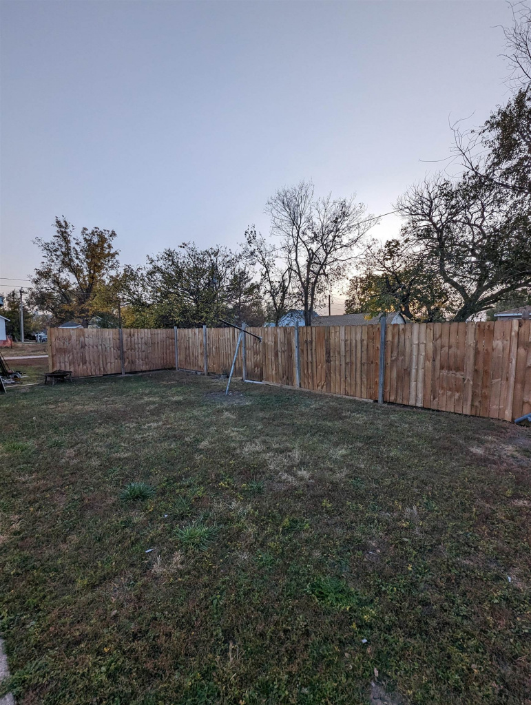 205 W 14TH COZAD, Nebraska 69130, 2 Bedrooms Bedrooms, ,1 BathroomBathrooms,Residential,For Sale,205 W 14TH,20250972