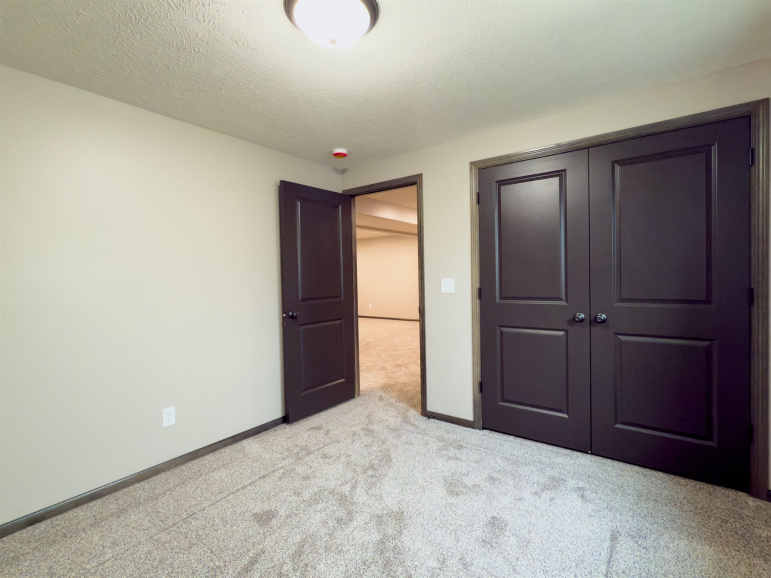 2108 E 41st Street Kearney, Nebraska 68847, 5 Bedrooms Bedrooms, ,3 BathroomsBathrooms,Residential,For Sale,2108 E 41st Street,20250980