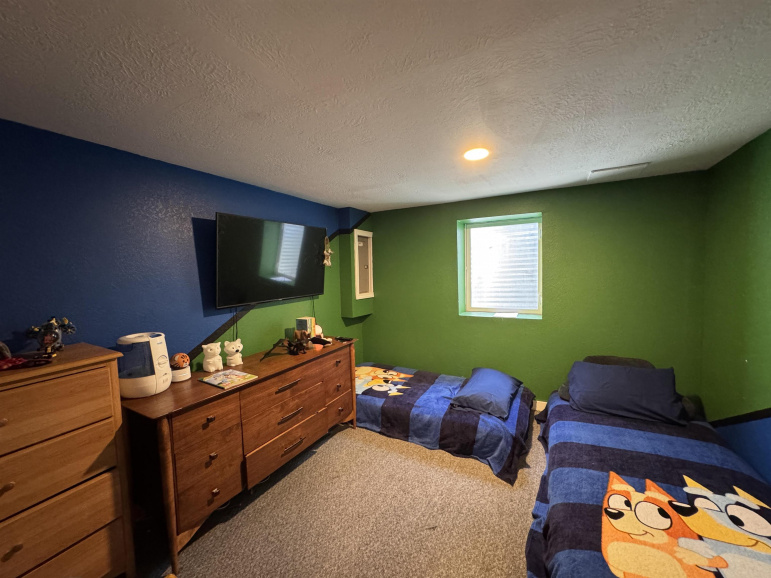 1142 N Minnesota Avenue Hastings, Nebraska 68901, 4 Bedrooms Bedrooms, ,2 BathroomsBathrooms,Residential,For Sale,1142 N Minnesota Avenue,20250974
