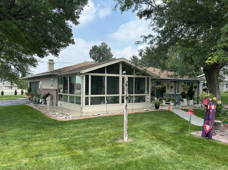5531 E Saddlehorse Drive Kearney, Nebraska 68847, 3 Bedrooms Bedrooms, ,2 BathroomsBathrooms,Residential,For Sale,5531 E Saddlehorse Drive,20250991