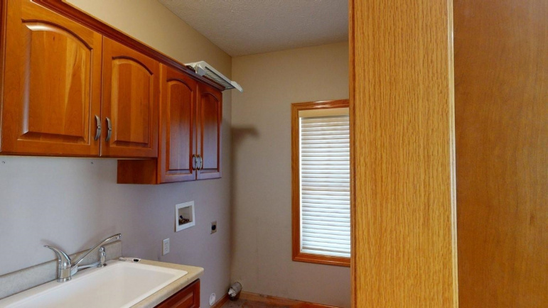 4727 29th Avenue Kearney, Nebraska 68845, 5 Bedrooms Bedrooms, ,3 BathroomsBathrooms,Residential,For Sale,4727 29th Avenue,20251027