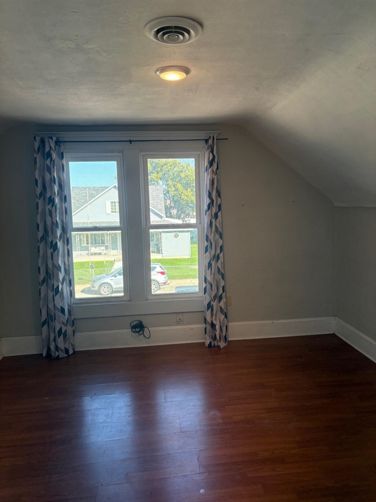 207 E 15th Street Cozad, Nebraska 69130, 4 Bedrooms Bedrooms, ,2 BathroomsBathrooms,Residential,For Sale,207 E 15th Street,20251023