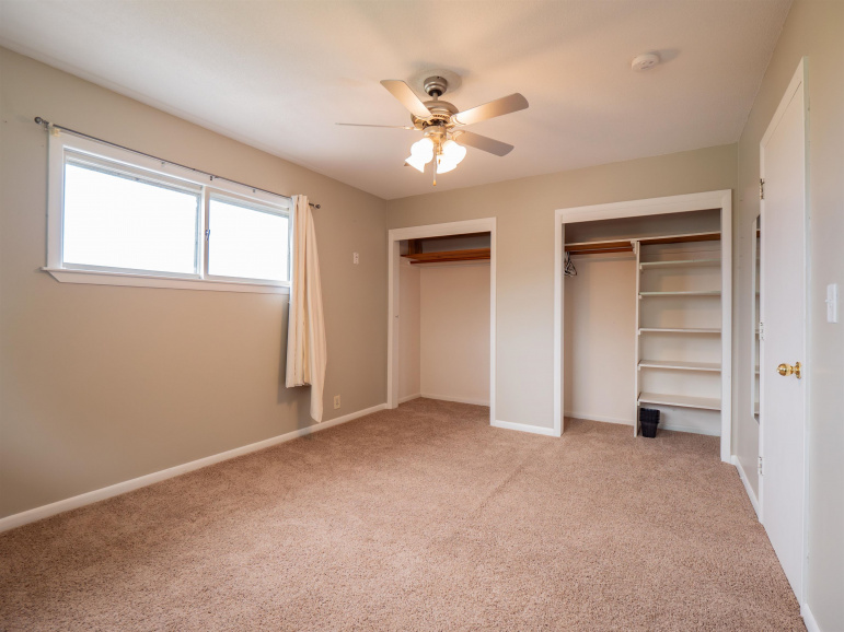 215 Hwy 10 Gibbon, Nebraska 68840, 3 Bedrooms Bedrooms, ,2 BathroomsBathrooms,Residential,For Sale,215 Hwy 10,20250952