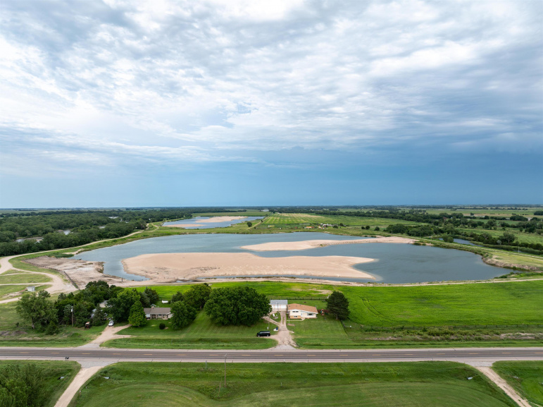 215 Hwy 10 Gibbon, Nebraska 68840, 3 Bedrooms Bedrooms, ,2 BathroomsBathrooms,Residential,For Sale,215 Hwy 10,20250952