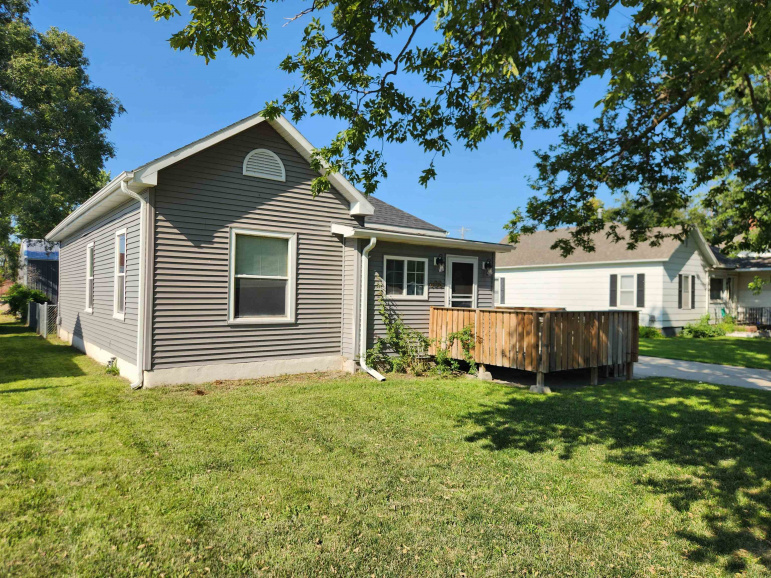 408 W 10th Street Wood River, Nebraska 68883, 2 Bedrooms Bedrooms, ,1 BathroomBathrooms,Residential,For Sale,408 W 10th Street,20251040