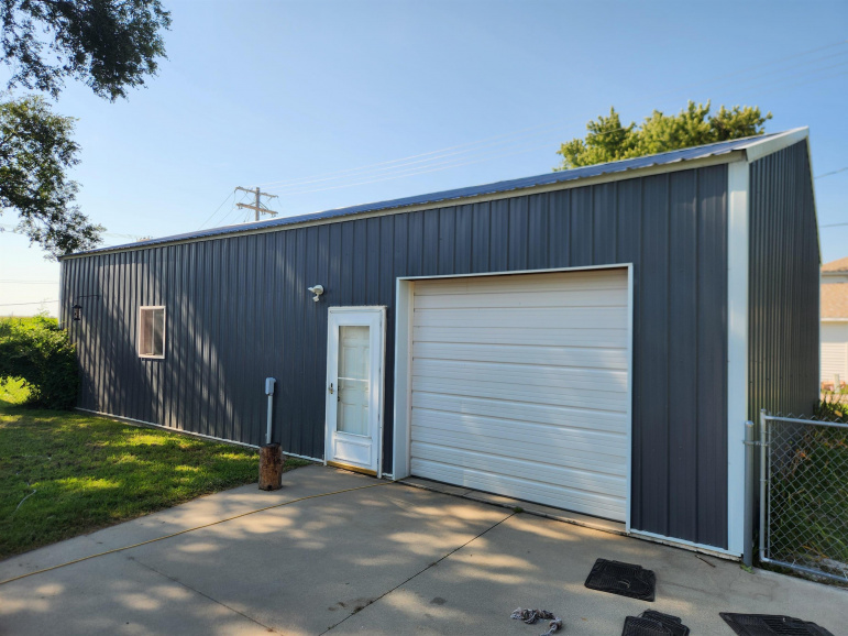 408 W 10th Street Wood River, Nebraska 68883, 2 Bedrooms Bedrooms, ,1 BathroomBathrooms,Residential,For Sale,408 W 10th Street,20251040