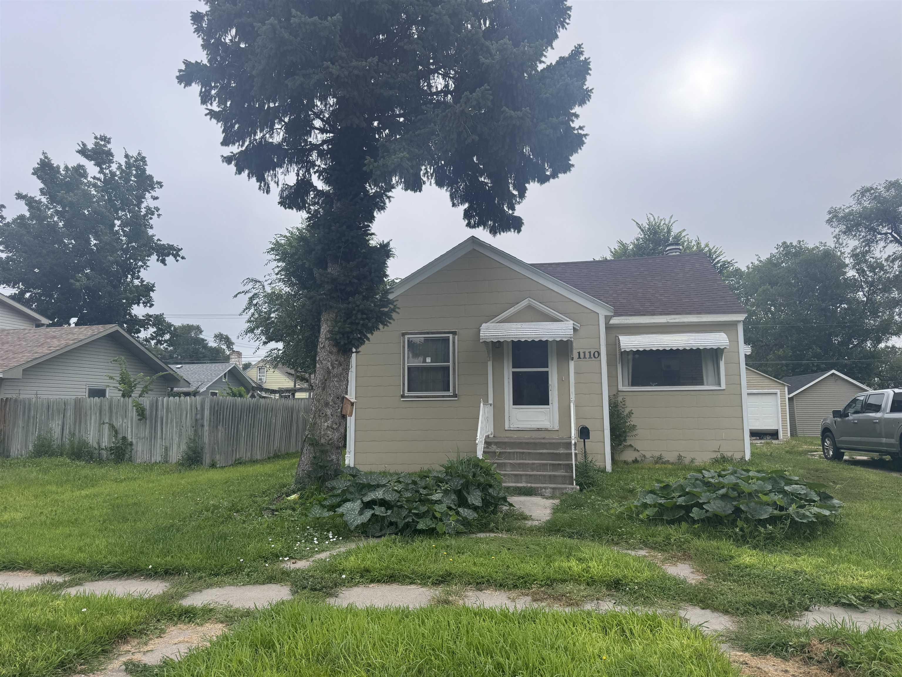 1110 N Madison Street Lexington, Nebraska 68850, 3 Bedrooms Bedrooms, ,2 BathroomsBathrooms,Residential,For Sale,1110 N Madison Street,20251041