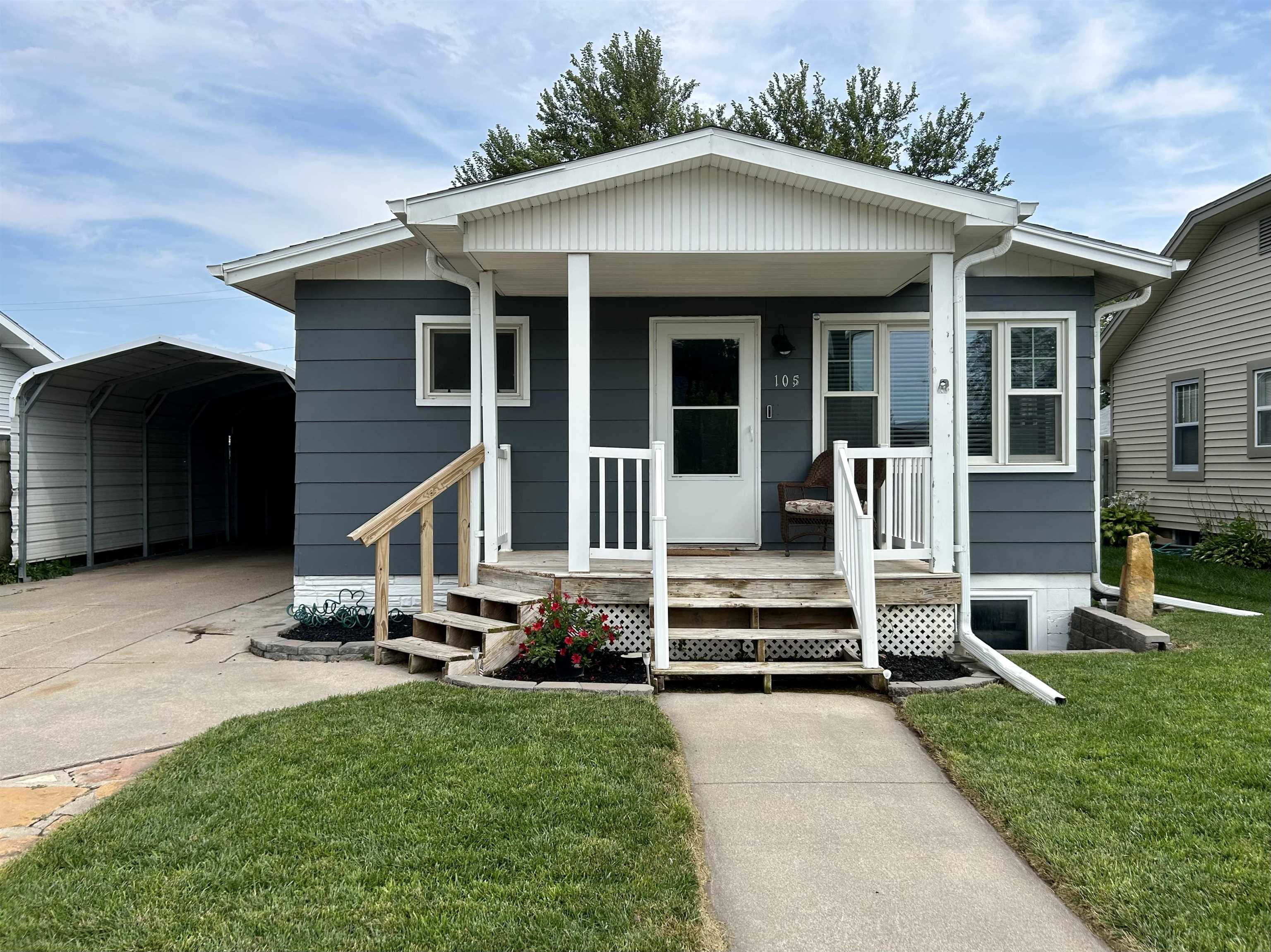 105 Pacific Street Hastings, Nebraska 68901, 4 Bedrooms Bedrooms, ,2 BathroomsBathrooms,Residential,For Sale,105 Pacific Street,20251050