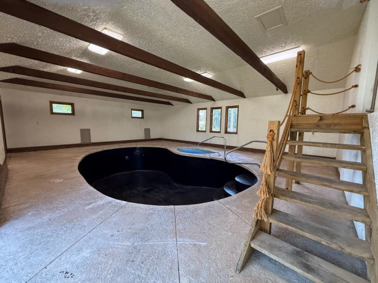 404 E 39th Street Kearney, Nebraska 68847, 3 Bedrooms Bedrooms, ,2 BathroomsBathrooms,Residential,For Sale,404 E 39th Street,20251076