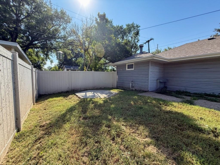 404 E 39th Street Kearney, Nebraska 68847, 3 Bedrooms Bedrooms, ,2 BathroomsBathrooms,Residential,For Sale,404 E 39th Street,20251076