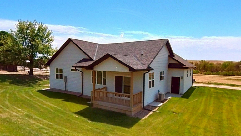 602 W Cameron Street Eustis, Nebraska 69028, 3 Bedrooms Bedrooms, ,2 BathroomsBathrooms,Residential,For Sale,602 W Cameron Street,20251090