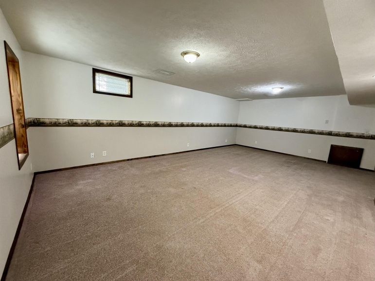 106 E 3rd Street Alda, Nebraska 68810, 3 Bedrooms Bedrooms, ,3 BathroomsBathrooms,Residential,For Sale,106 E 3rd Street,20251112 106 E 3rd Street Alda, Nebraska 68810, 3 Bedrooms Bedrooms, ,3 BathroomsBathrooms,Residential,For Sale,106 E 3rd Street,20251112