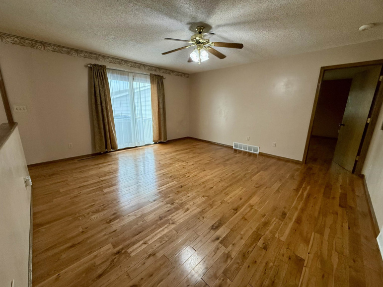 106 E 3rd Street Alda, Nebraska 68810, 3 Bedrooms Bedrooms, ,3 BathroomsBathrooms,Residential,For Sale,106 E 3rd Street,20251112 106 E 3rd Street Alda, Nebraska 68810, 3 Bedrooms Bedrooms, ,3 BathroomsBathrooms,Residential,For Sale,106 E 3rd Street,20251112