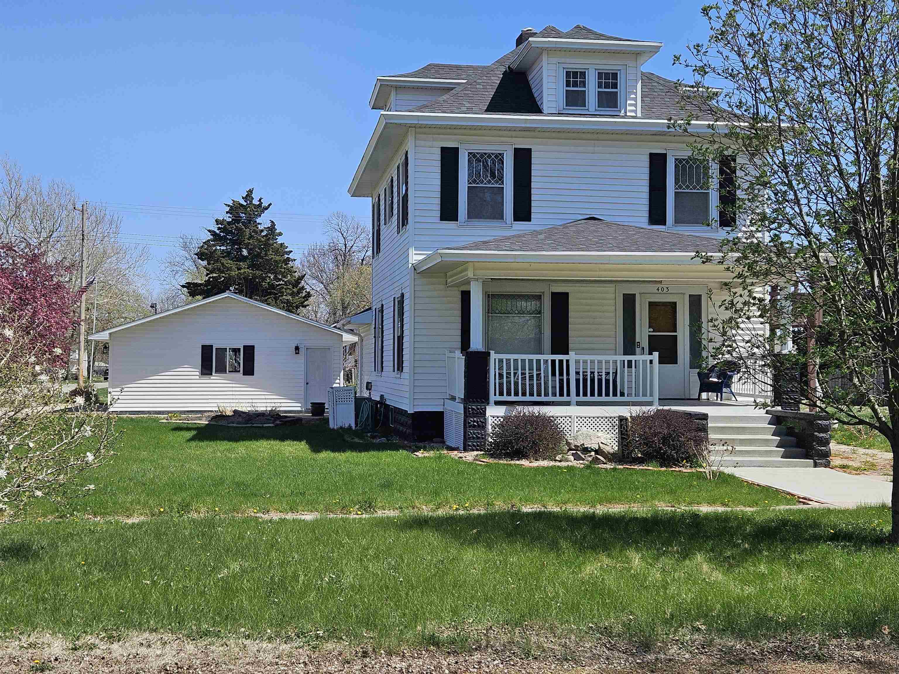 403 A Street Shelton, Nebraska 68876, 4 Bedrooms Bedrooms, ,2 BathroomsBathrooms,Residential,For Sale,403 A Street,20251094