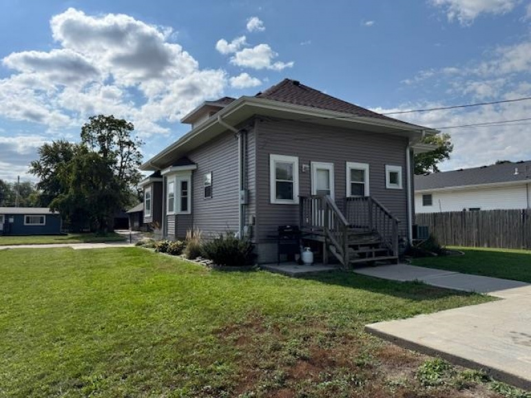 747 E 2nd Street Hastings, Nebraska 68901, 3 Bedrooms Bedrooms, ,1 BathroomBathrooms,Residential,For Sale,747 E 2nd Street,20251164
