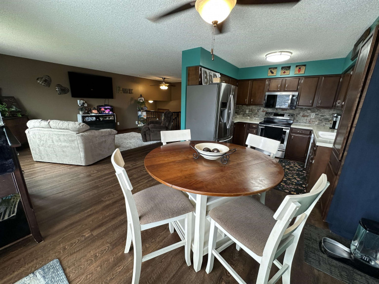 1206 E 31st Street Kearney, Nebraska 68847, 3 Bedrooms Bedrooms, ,2 BathroomsBathrooms,Residential,For Sale,1206 E 31st Street,20251115 1206 E 31st Street Kearney, Nebraska 68847, 3 Bedrooms Bedrooms, ,2 BathroomsBathrooms,Residential,For Sale,1206 E 31st Street,20251115