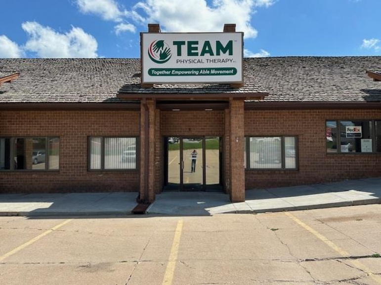 3811 Central Avenue Unit E Kearney, Nebraska 68847, ,Commercial/industrial,For Rent,3811 Central Avenue Unit E,20251188