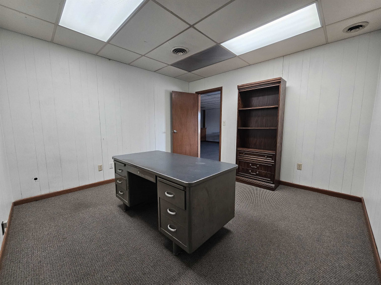 106 W Grove Street Sutton, Nebraska 68979, ,Commercial/industrial,For Sale,106 W Grove Street,20251191