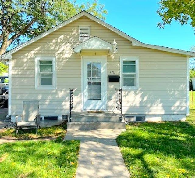 1711 E Avenue Kearney, Nebraska 68847, 3 Bedrooms Bedrooms, ,1 BathroomBathrooms,Residential,For Sale,1711 E Avenue,20251211