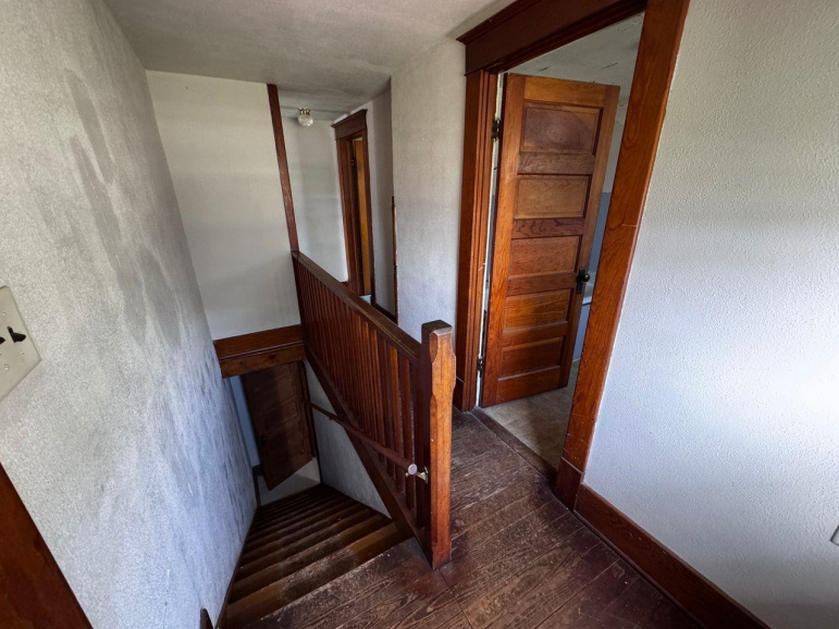 508 4th Street Edgar, Nebraska 68935, 3 Bedrooms Bedrooms, ,2 BathroomsBathrooms,Residential,For Sale,508 4th Street,20251207