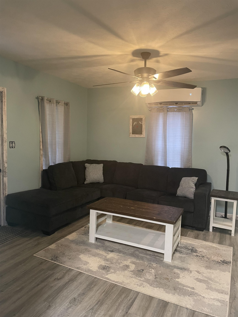 200 E A Street Hastings, Nebraska 68901-0000, 1 Bedroom Bedrooms, ,1 BathroomBathrooms,Residential,For Sale,200 E A Street,20251224