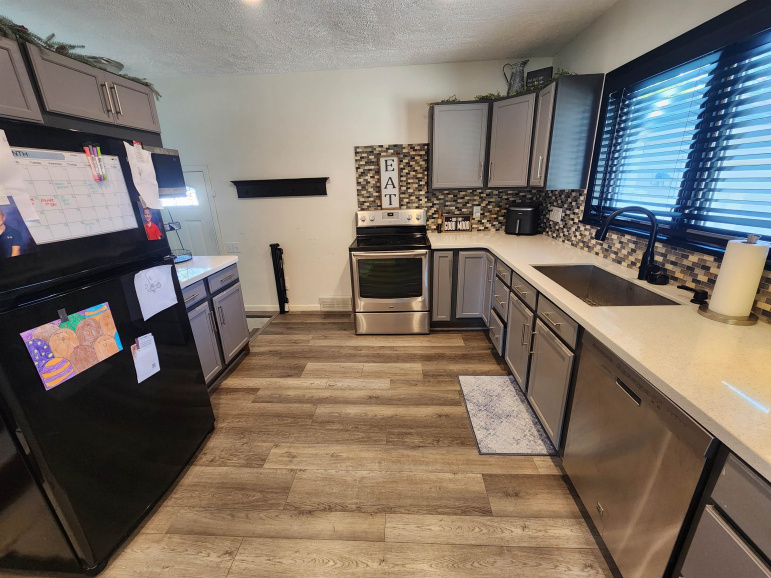 2115 N Sheridan Avenue Grand Island, Nebraska 68803, 2 Bedrooms Bedrooms, ,2 BathroomsBathrooms,Residential,For Sale,2115 N Sheridan Avenue,20251228