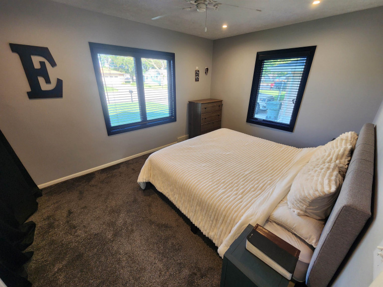 2115 N Sheridan Avenue Grand Island, Nebraska 68803, 2 Bedrooms Bedrooms, ,2 BathroomsBathrooms,Residential,For Sale,2115 N Sheridan Avenue,20251228