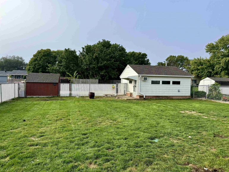 1326 10th Avenue Holdrege, Nebraska 68949, 4 Bedrooms Bedrooms, ,2 BathroomsBathrooms,Residential,For Sale,1326 10th Avenue,20251240