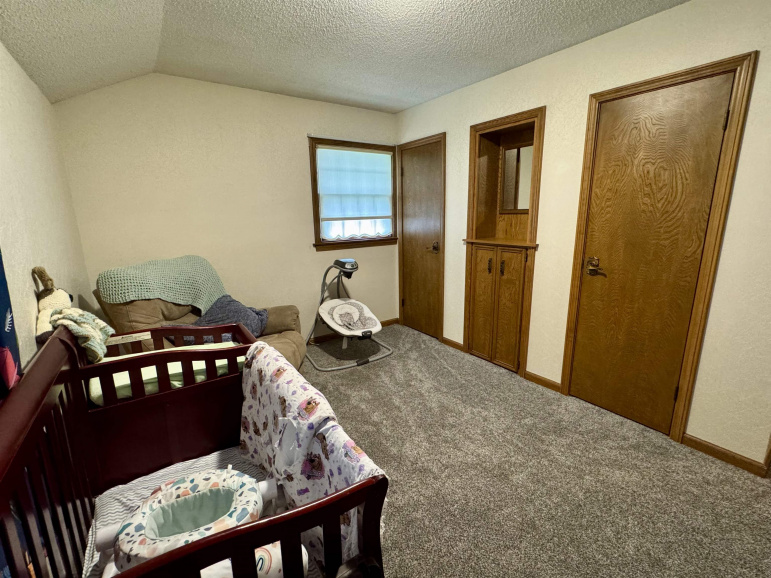 1326 10th Avenue Holdrege, Nebraska 68949, 4 Bedrooms Bedrooms, ,2 BathroomsBathrooms,Residential,For Sale,1326 10th Avenue,20251240