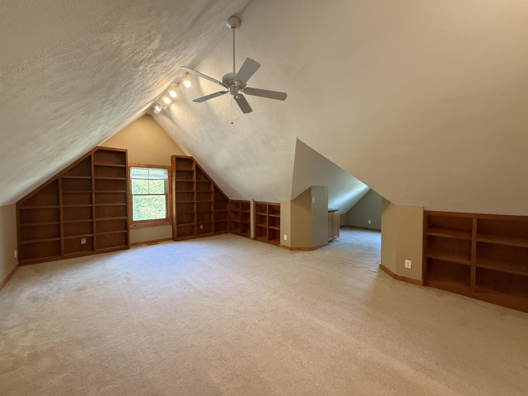 51 Sonja Drive Doniphan, Nebraska 68832, 5 Bedrooms Bedrooms, ,4 BathroomsBathrooms,Residential,For Sale,51 Sonja Drive,20251244