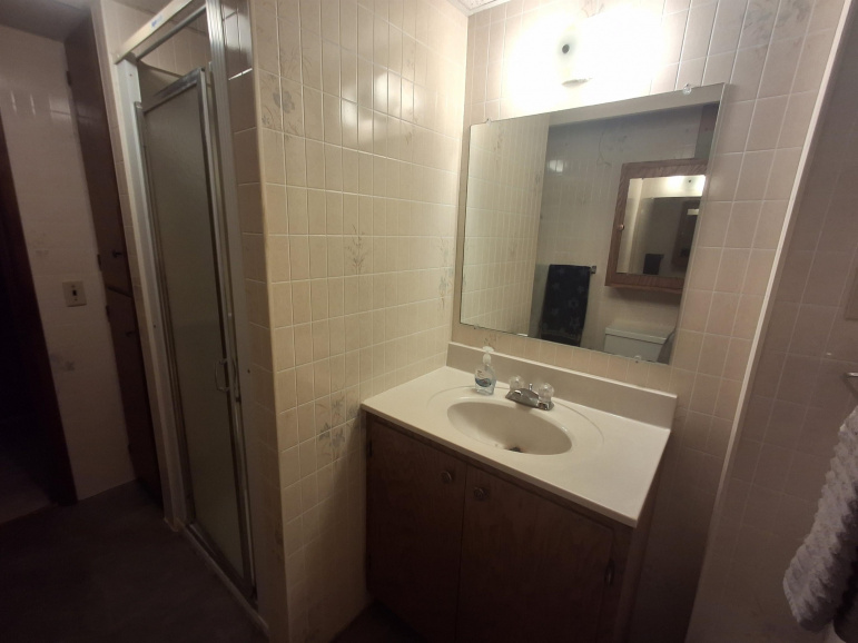 2301 Bateman Street Hastings, Nebraska 68901, 2 Bedrooms Bedrooms, ,2 BathroomsBathrooms,Residential,For Sale,2301 Bateman Street,20251251