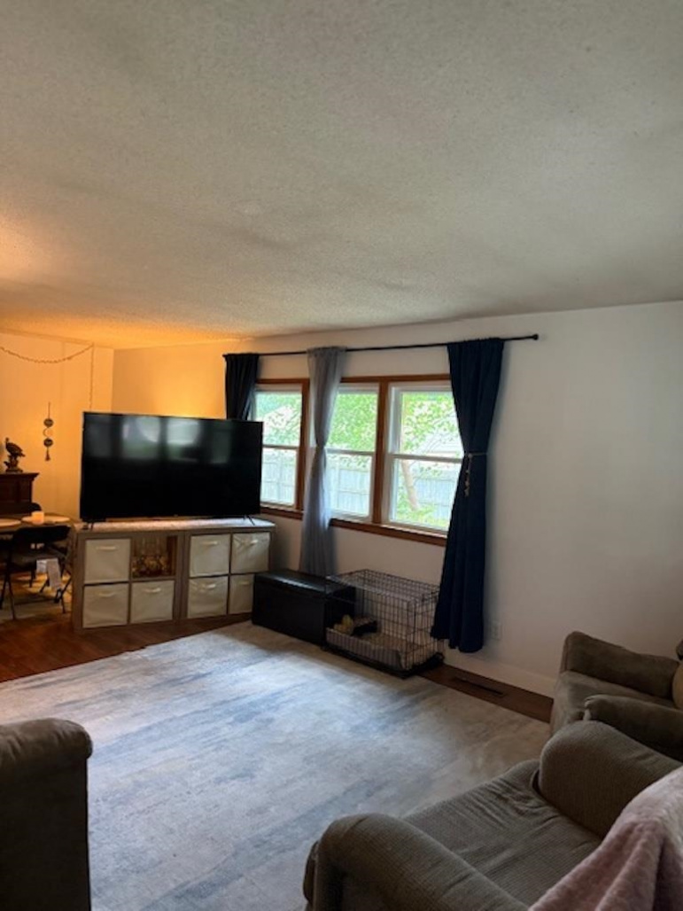 703 C Street Shelton, Nebraska 68876, 3 Bedrooms Bedrooms, ,2 BathroomsBathrooms,Residential,For Sale,703 C Street,20251249