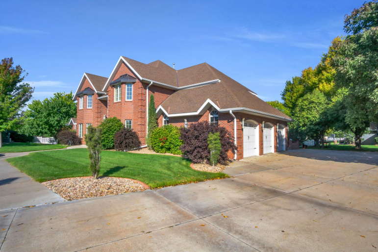 6 21st Avenue Place Kearney, Nebraska 68845, 6 Bedrooms Bedrooms, ,7 BathroomsBathrooms,Residential,For Sale,6 21st Avenue Place,20251272 6 21st Avenue Place Kearney, Nebraska 68845, 6 Bedrooms Bedrooms, ,7 BathroomsBathrooms,Residential,For Sale,6 21st Avenue Place,20251272