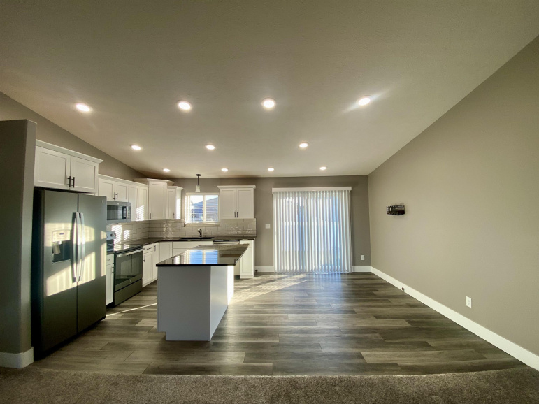 2109 E 38th Street Kearney, Nebraska 68847, 2 Bedrooms Bedrooms, ,2 BathroomsBathrooms,Residential,For Sale,2109 E 38th Street,20251286