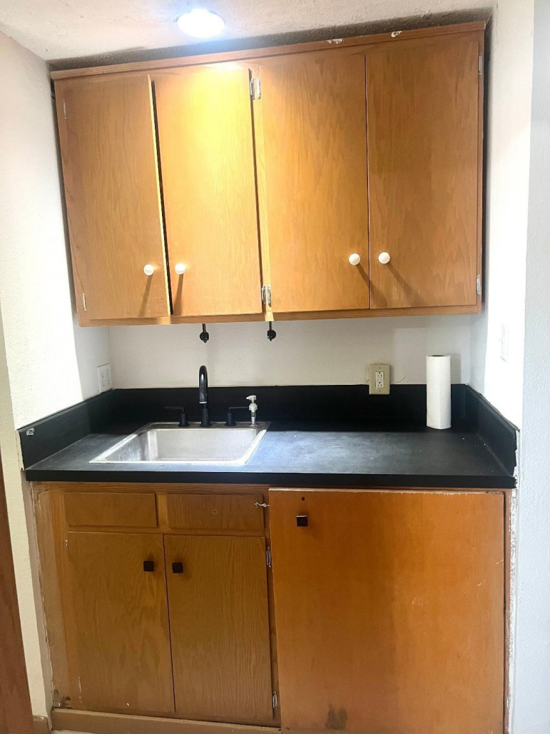 3512 2nd Avenue Kearney, Nebraska 68847, ,Commercial/industrial,For Rent,3512 2nd Avenue,20251291