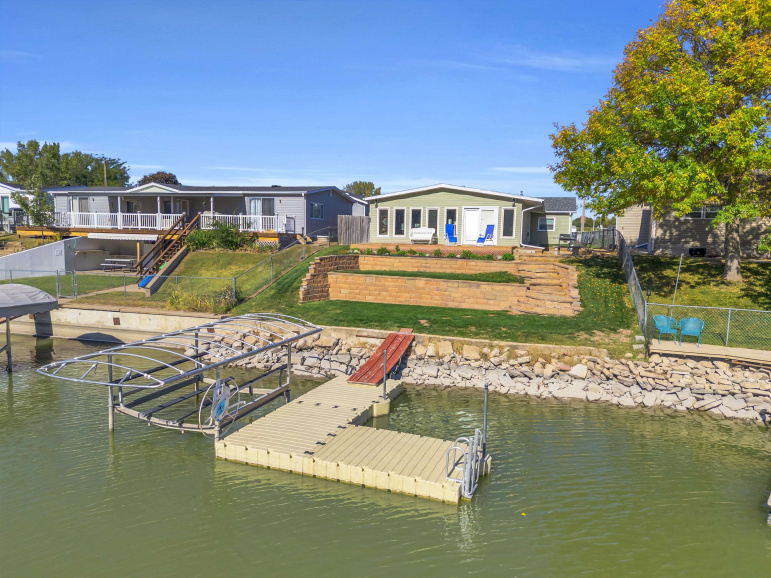 64 Lakeview Acres Drive #14A Johnson Lake, Nebraska 68937, 2 Bedrooms Bedrooms, ,2 BathroomsBathrooms,Residential,For Sale,64 Lakeview Acres Drive #14A,20251293