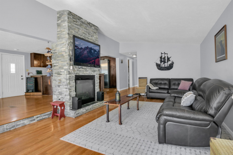 64 Lakeview Acres Drive #14A Johnson Lake, Nebraska 68937, 2 Bedrooms Bedrooms, ,2 BathroomsBathrooms,Residential,For Sale,64 Lakeview Acres Drive #14A,20251293