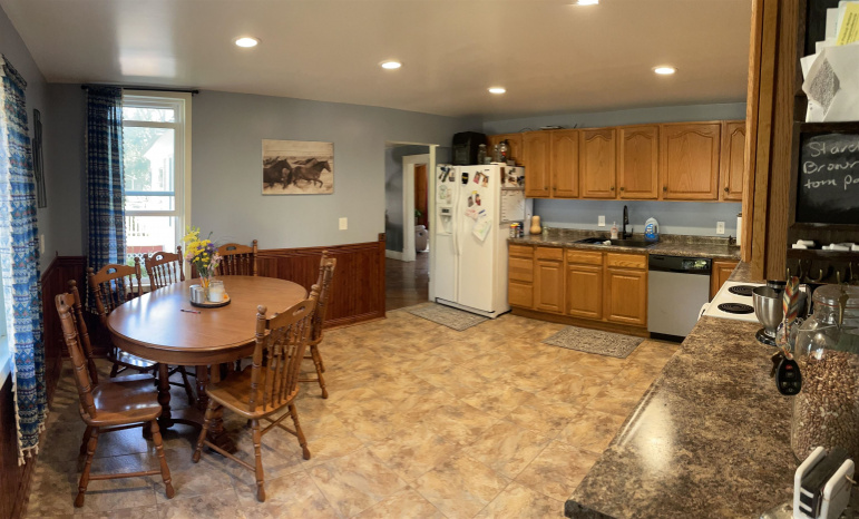 522 Main Street Farnam, Nebraska 69029, 3 Bedrooms Bedrooms, ,2 BathroomsBathrooms,Residential,For Sale,522 Main Street,20251295