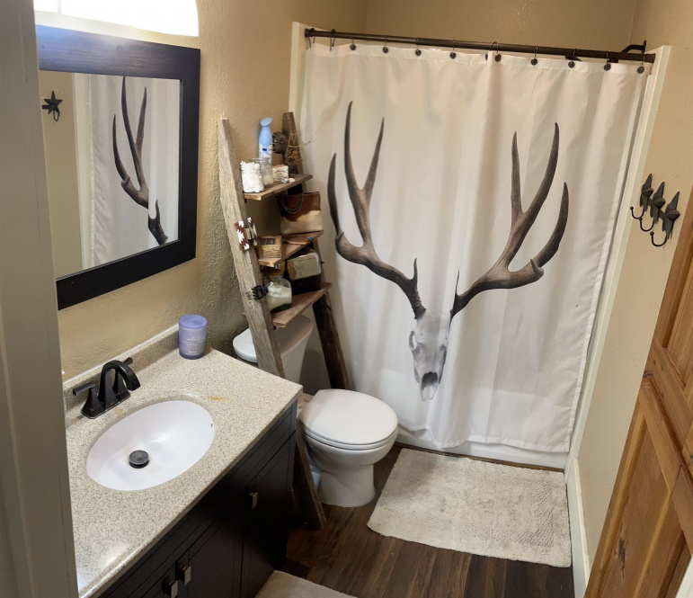 522 Main Street Farnam, Nebraska 69029, 3 Bedrooms Bedrooms, ,2 BathroomsBathrooms,Residential,For Sale,522 Main Street,20251295