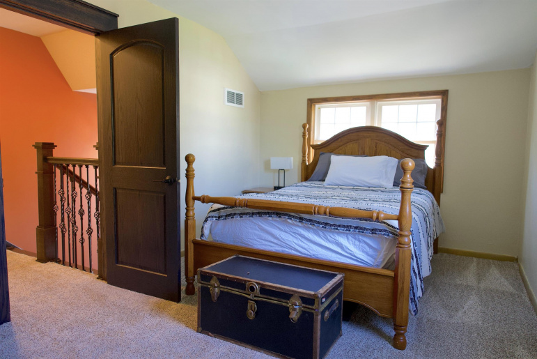 615 W 10th Street Hastings, Nebraska 68901, 3 Bedrooms Bedrooms, ,2 BathroomsBathrooms,Residential,For Sale,615 W 10th Street,20251296