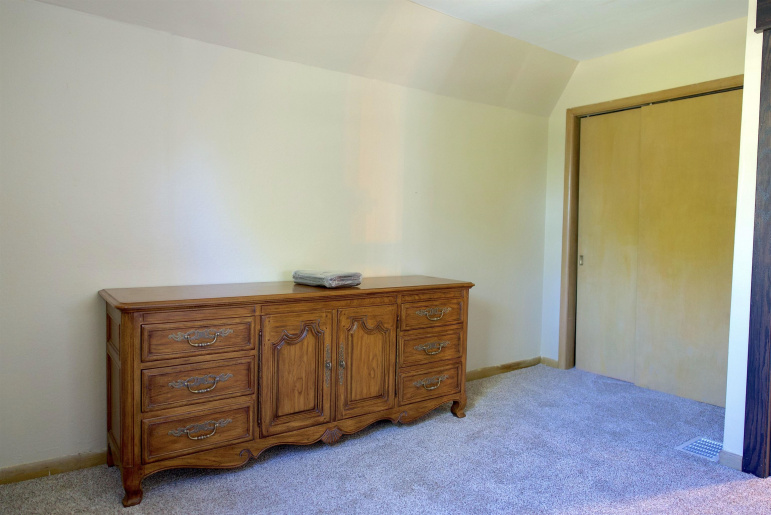 615 W 10th Street Hastings, Nebraska 68901, 3 Bedrooms Bedrooms, ,2 BathroomsBathrooms,Residential,For Sale,615 W 10th Street,20251296