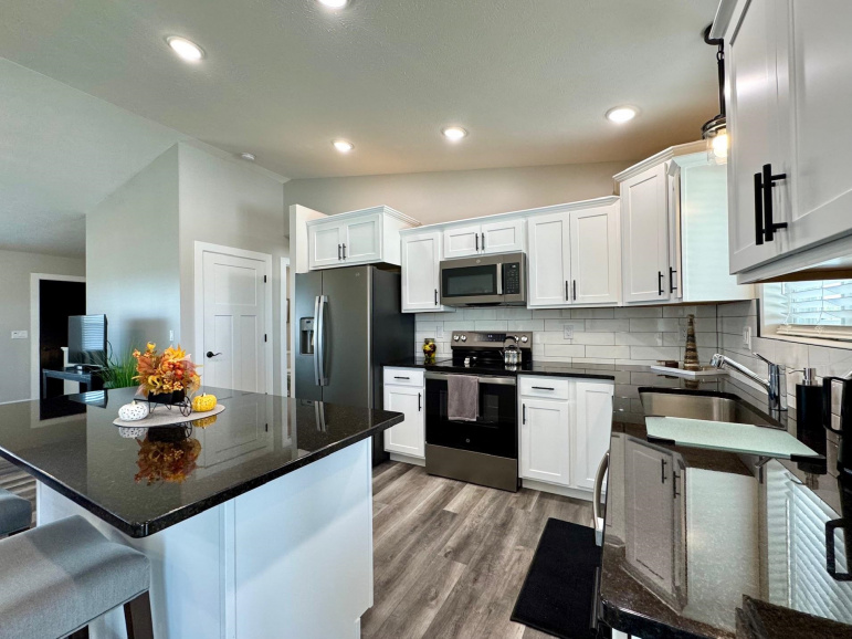 2308 E 38th Street Kearney, Nebraska 68847-8117, 4 Bedrooms Bedrooms, ,3 BathroomsBathrooms,Residential,For Sale,2308 E 38th Street,20251299